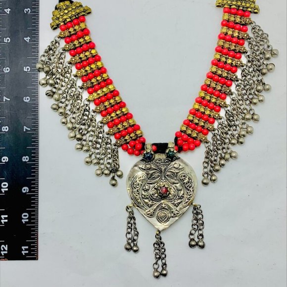 Beaded Chain Necklace With Silver Kuchi Pendant, Handmade Beaded Necklace - Picture 6 of 9